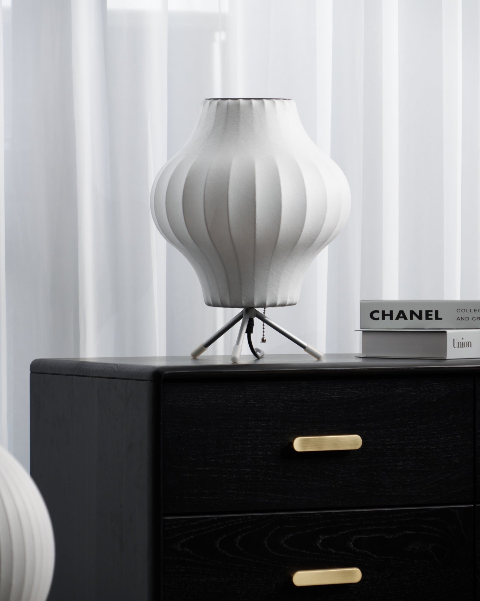 nelson-tripod-table-lamp-anzaz--93