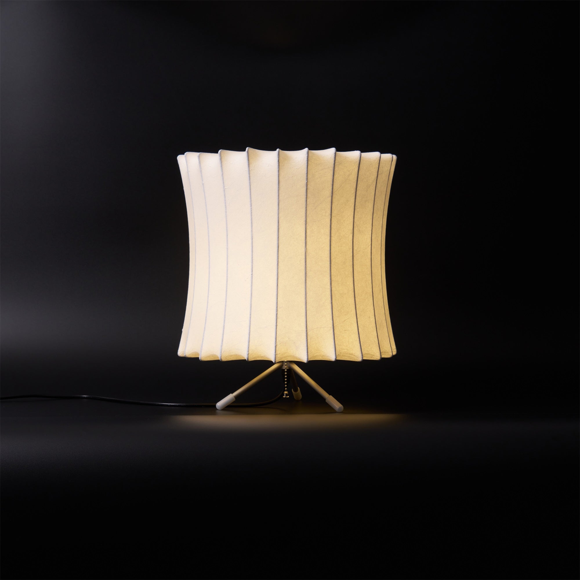 nelson-tripod-table-lamp-anzaz--117