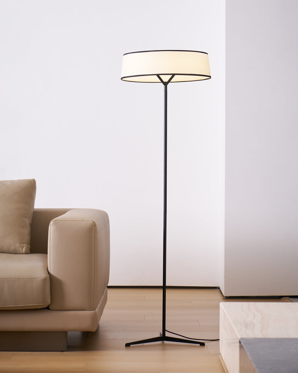 dama-floor-lamp-anzaz--45