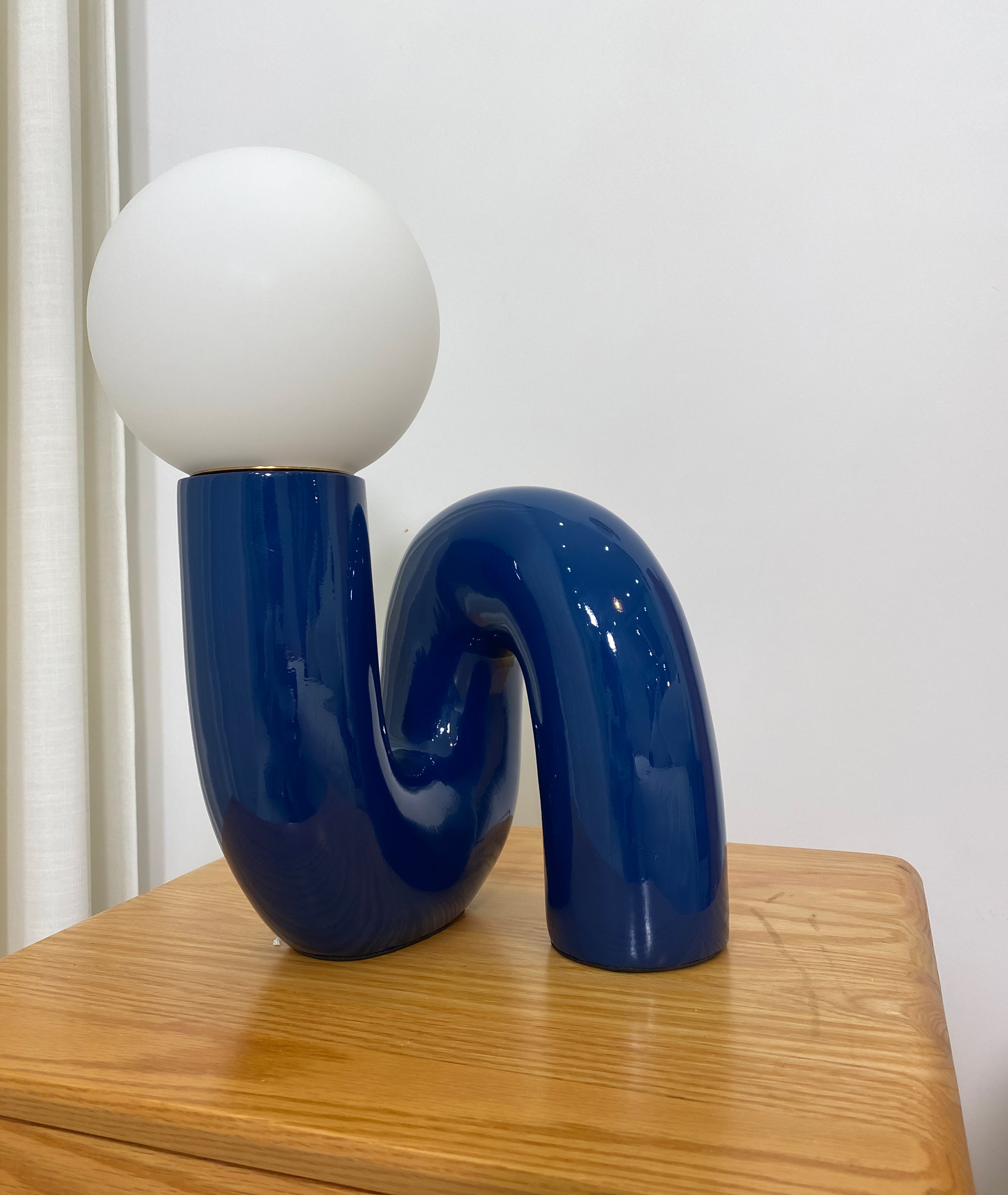 playful-n-shape-table-lamp-anzaz--49