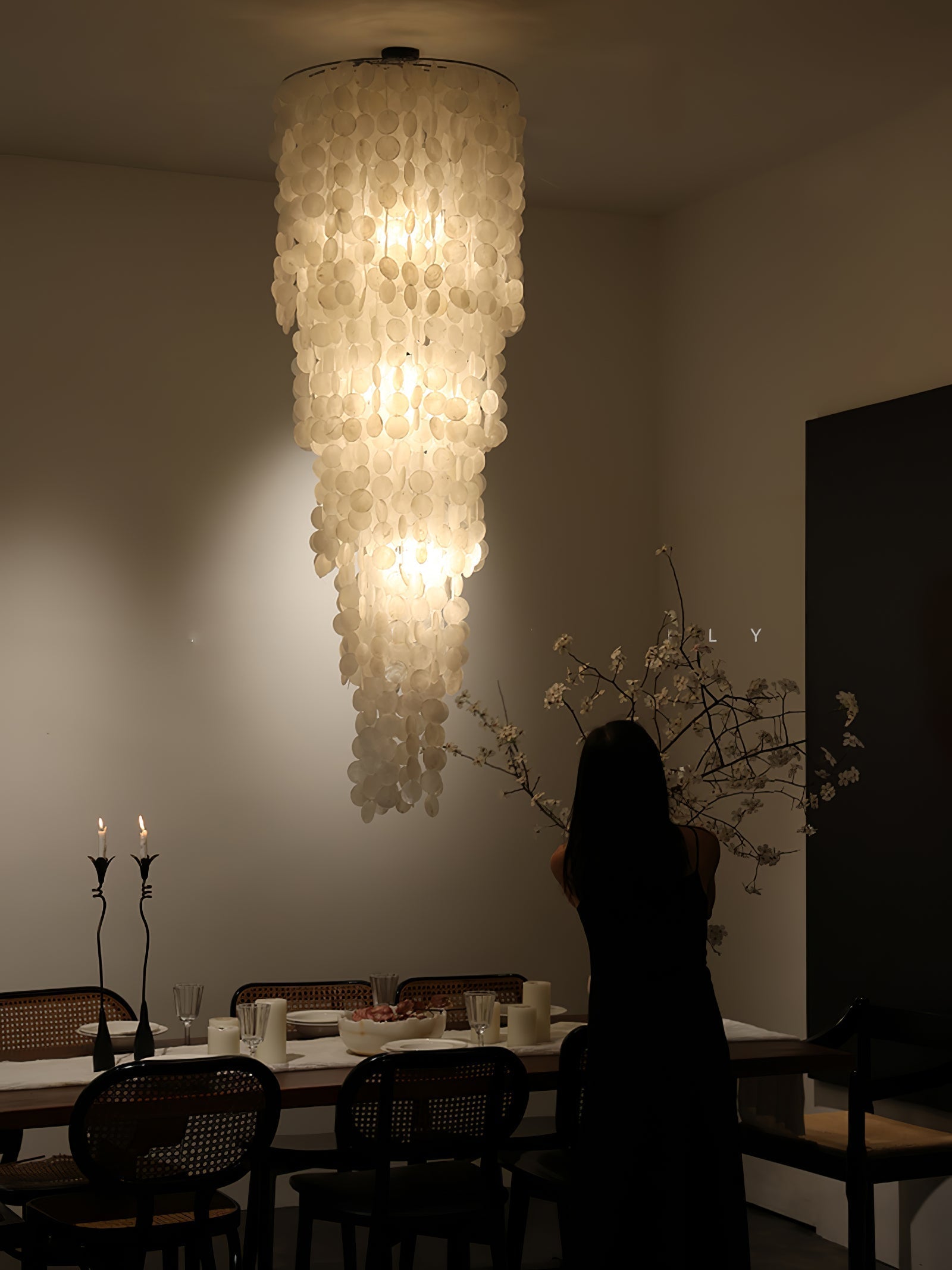 nerida-shell-chandelier-anzaz--34