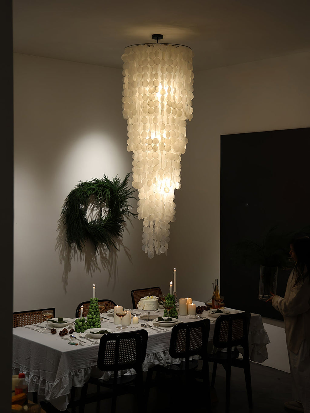 nerida-shell-chandelier-anzaz--19