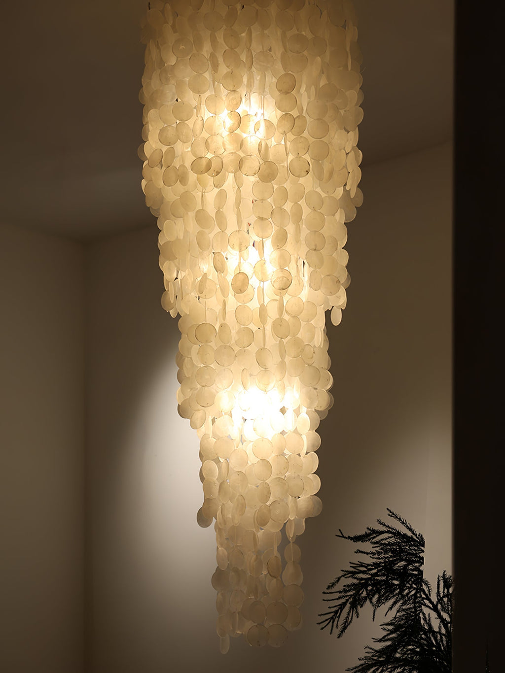 nerida-shell-chandelier-anzaz--31