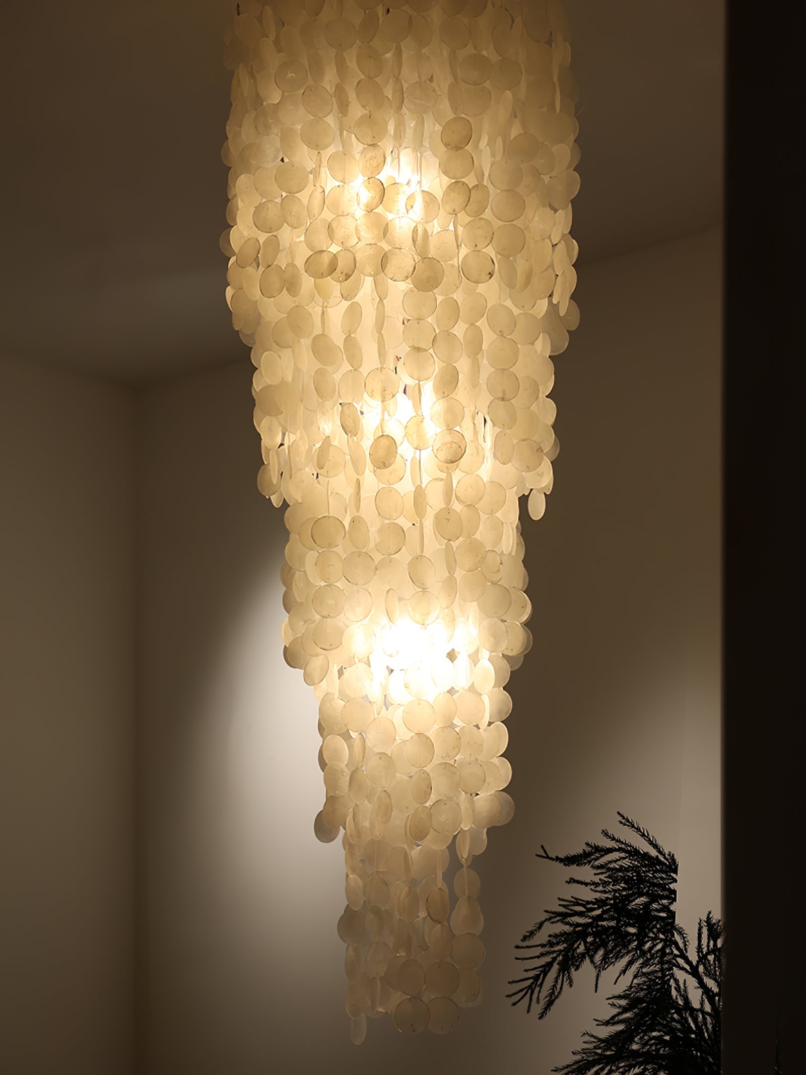 nerida-shell-chandelier-anzaz--31