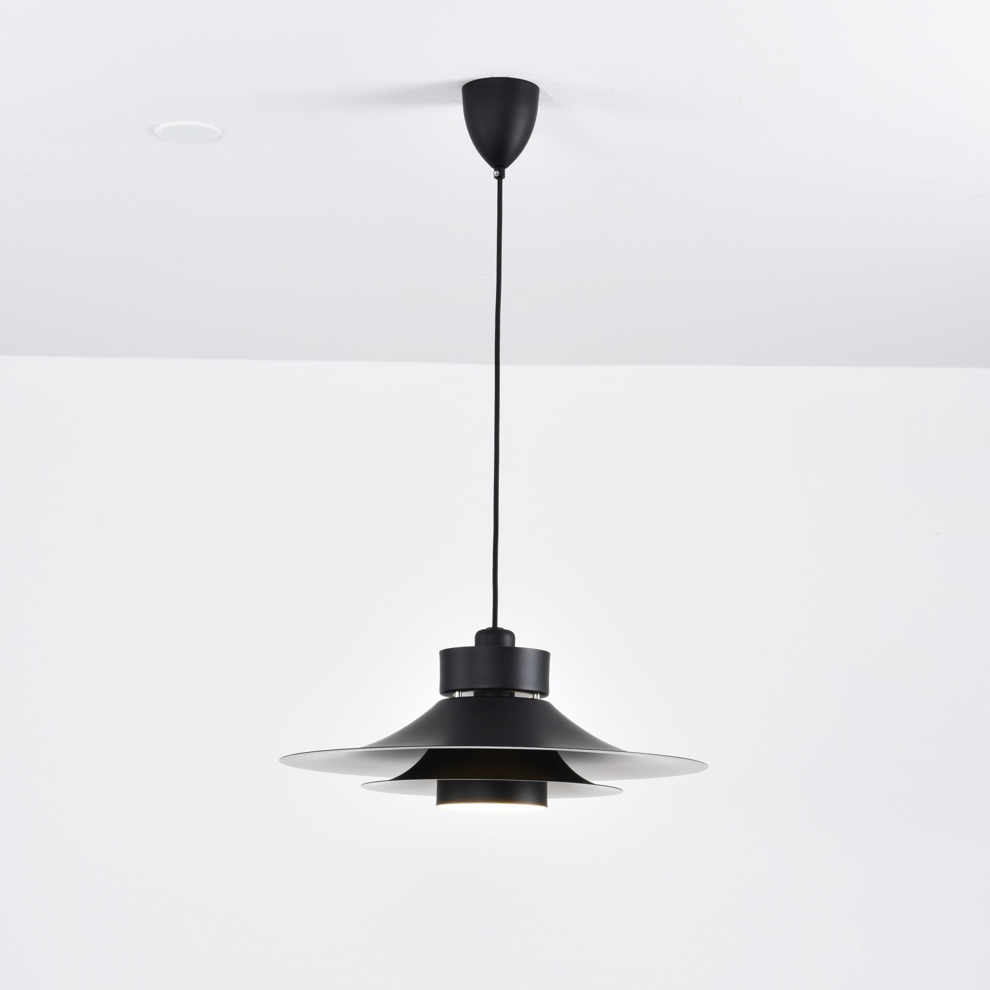 nero-eclipse-pendant-lamp-anzaz-∅ 19.7″ x H 9.8″-6