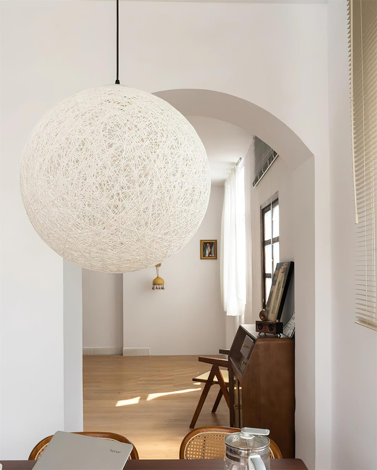 nest-sphere-pendant-light-anzaz--9