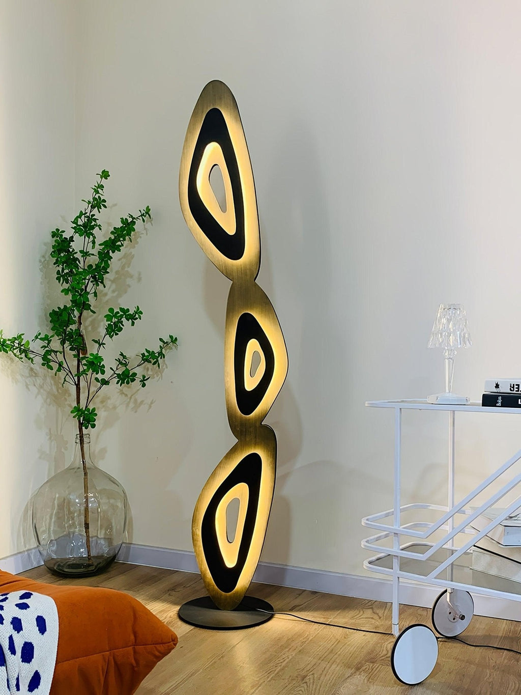 nevis-floor-lamp-anzaz--10