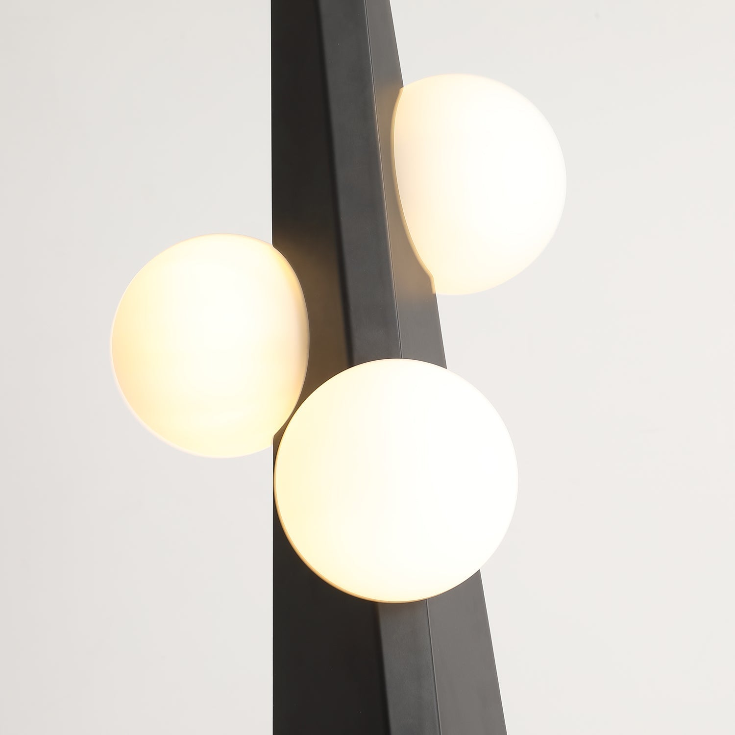 noir-roy-floor-lamp-anzaz--19