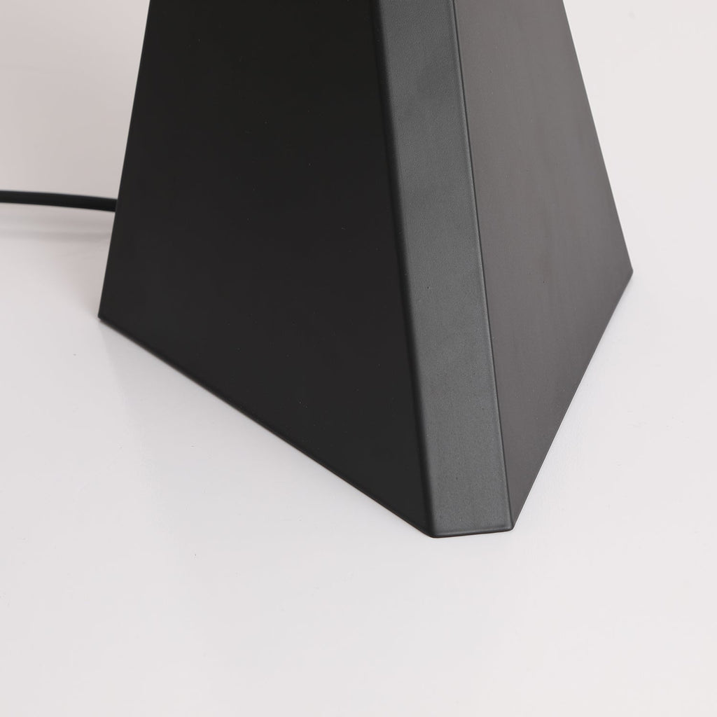 noir-roy-table-lamp-anzaz--26