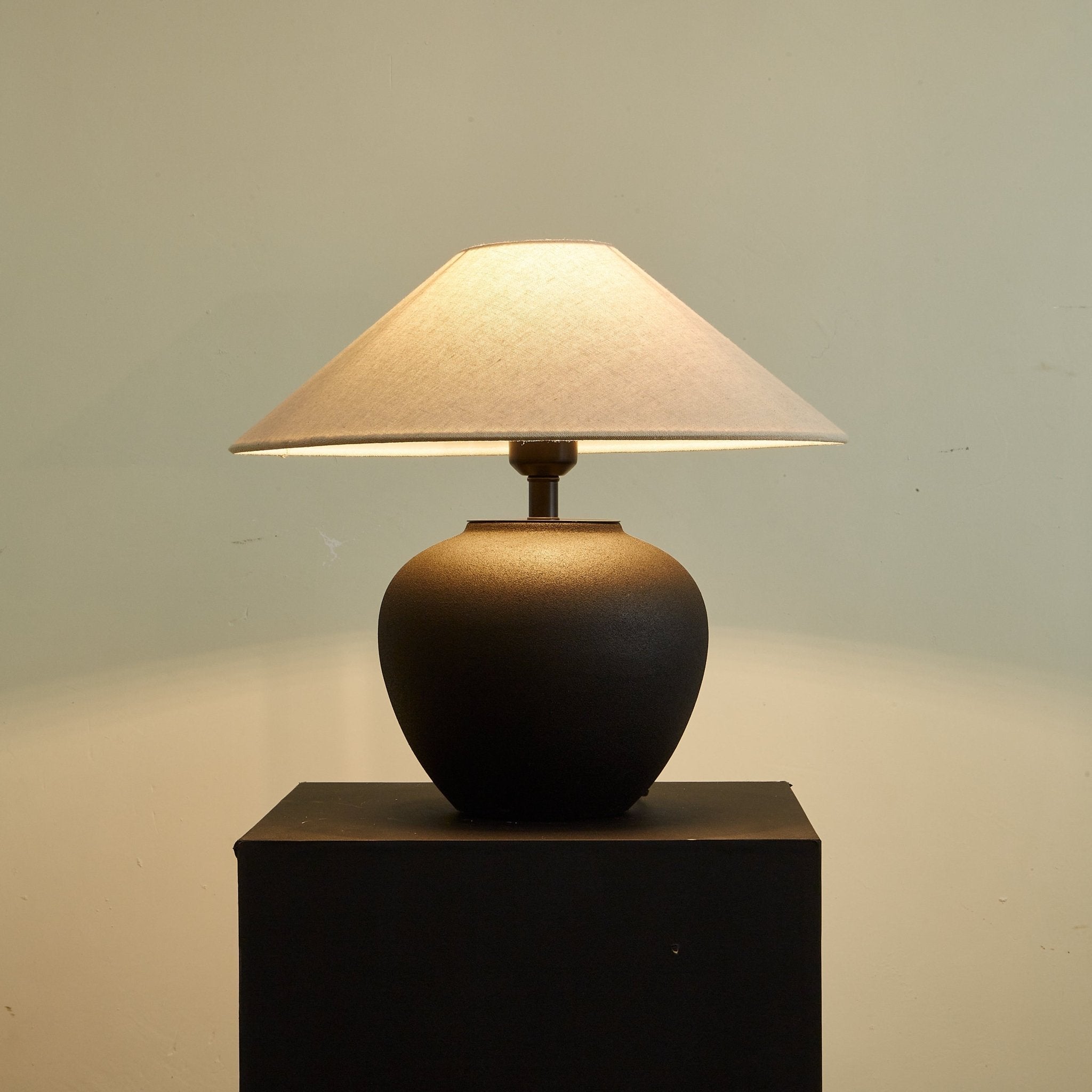 noirveil-table-lamp-anzaz--12