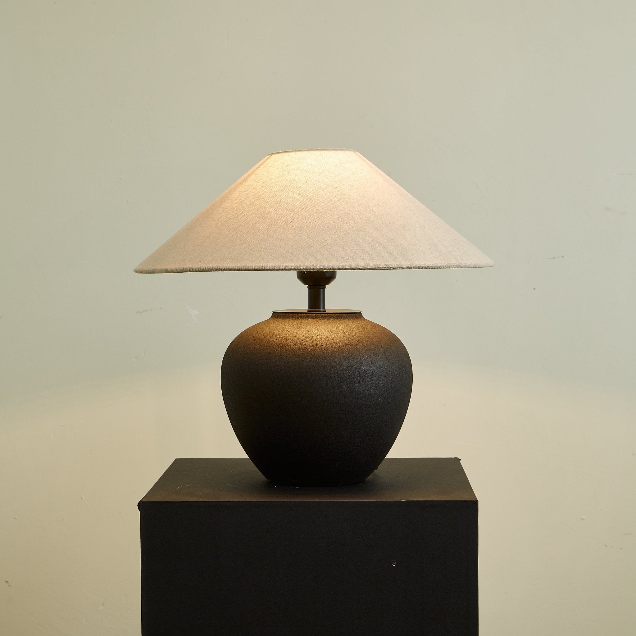 noirveil-table-lamp-anzaz-Black & Beige-2