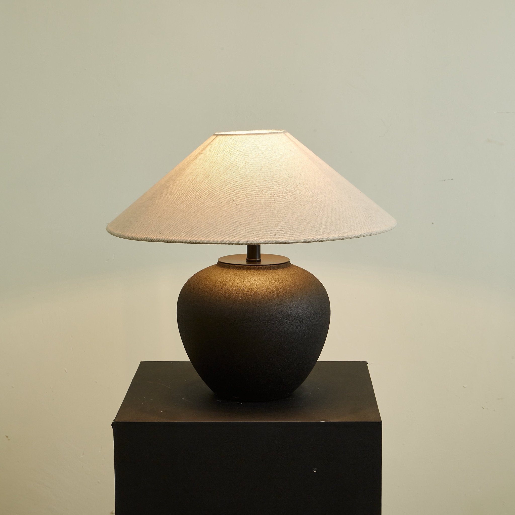 noirveil-table-lamp-anzaz-Black & Beige-4