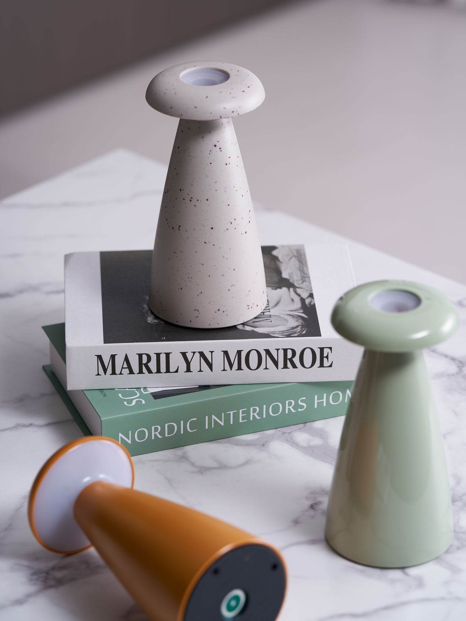 noko-mushroom-rechargeable-table-lamp-anzaz--6