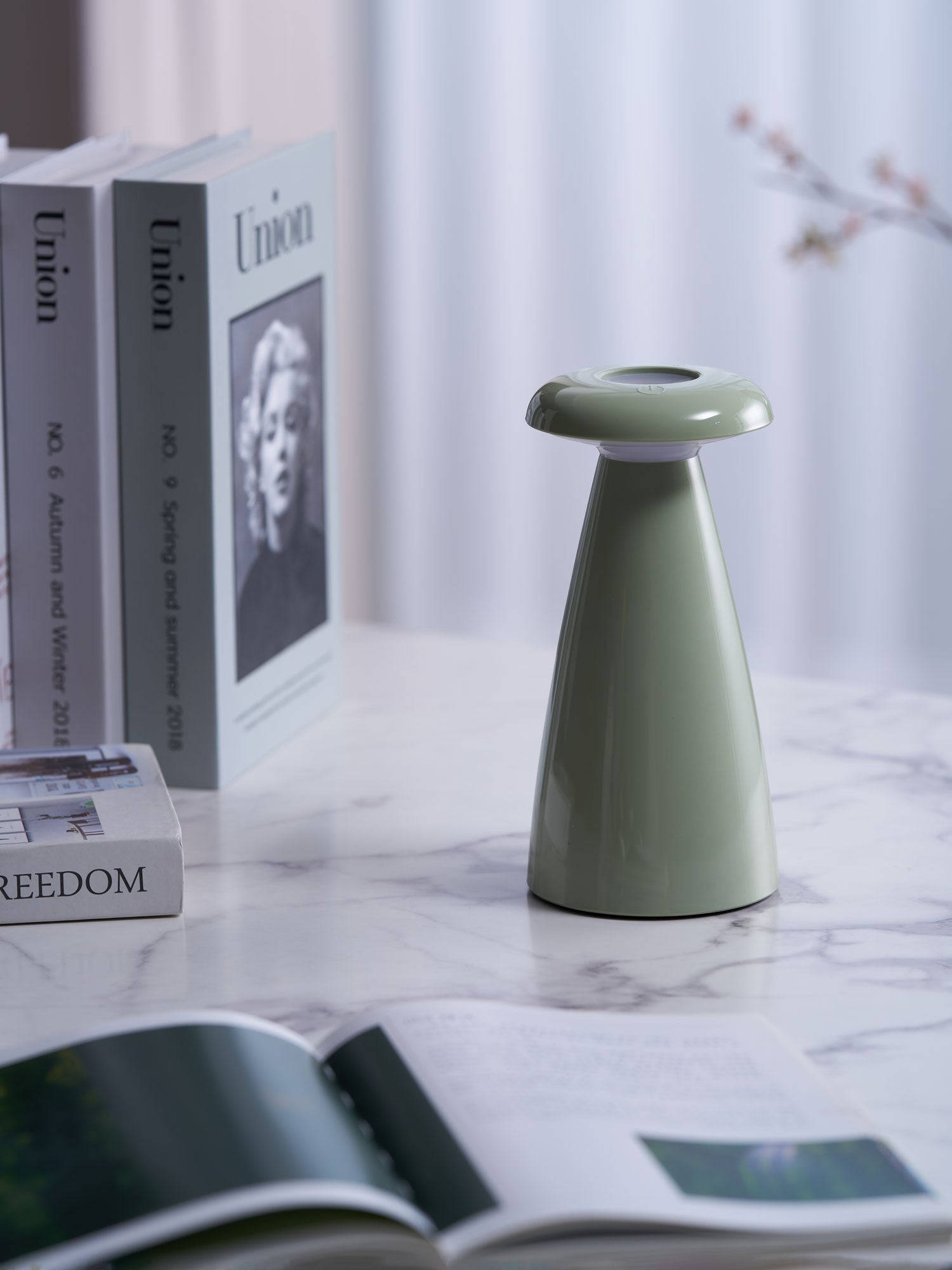 noko-mushroom-rechargeable-table-lamp-anzaz--11