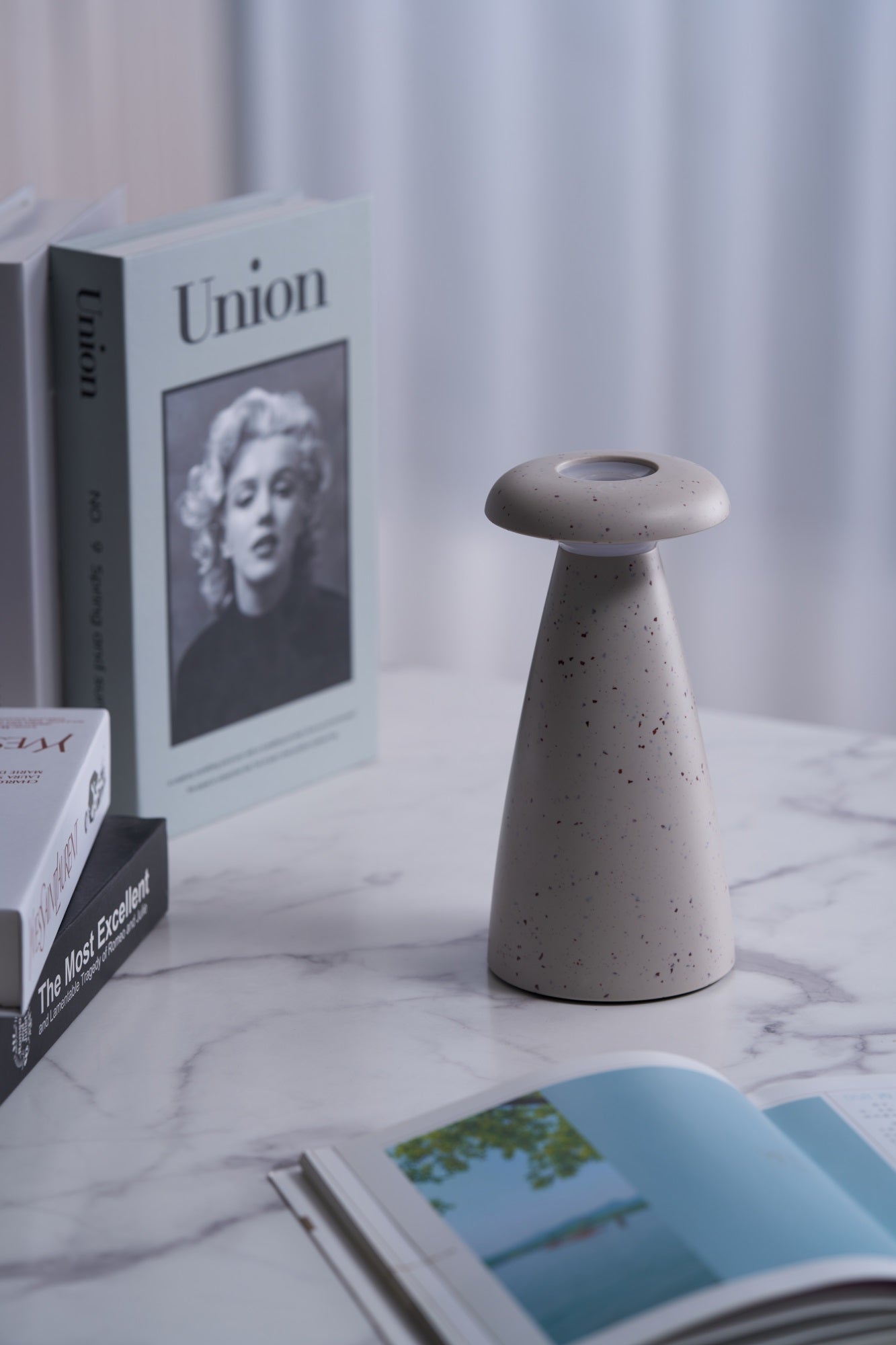 noko-mushroom-rechargeable-table-lamp-anzaz--56