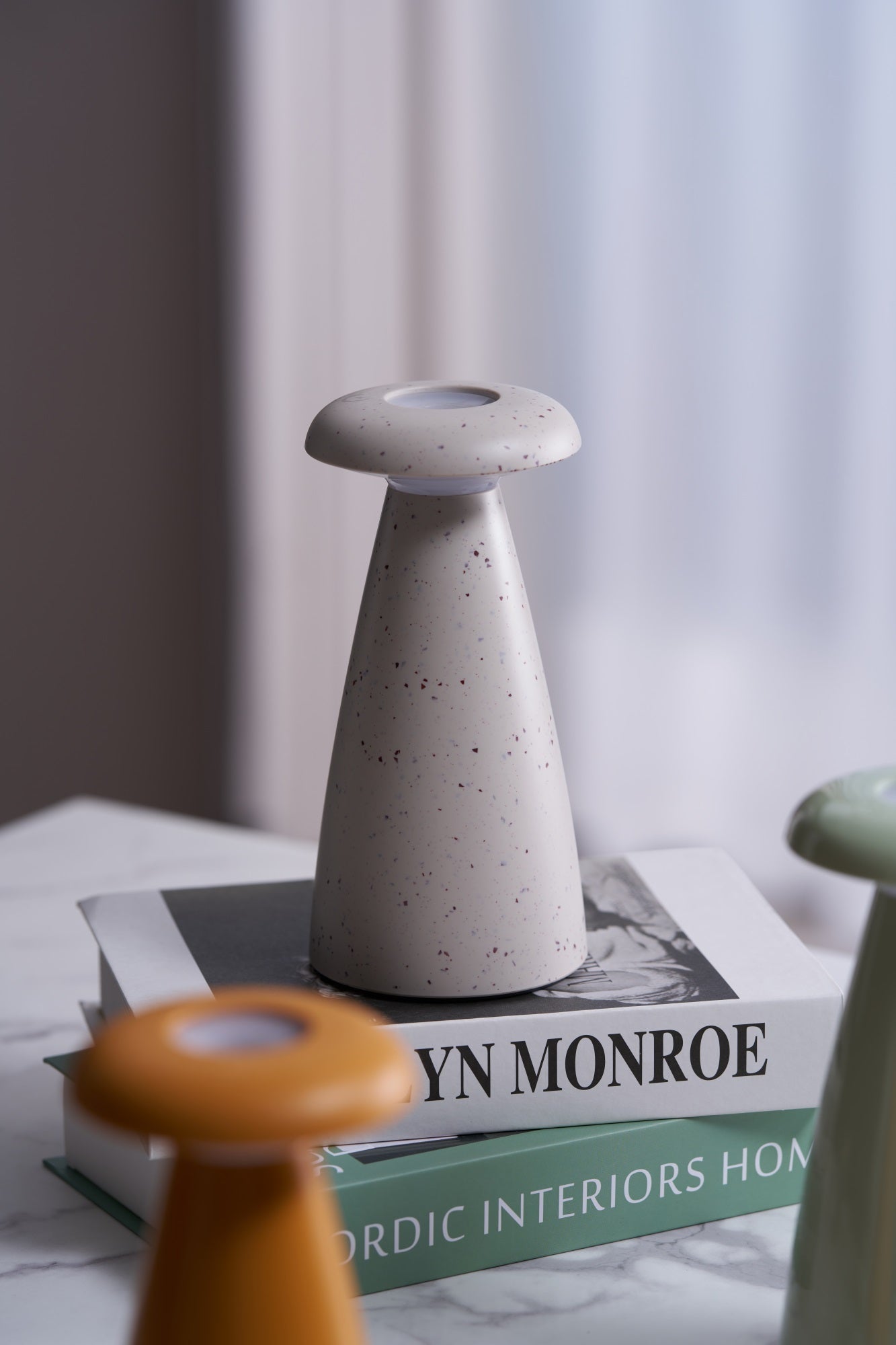 noko-mushroom-rechargeable-table-lamp-anzaz--62