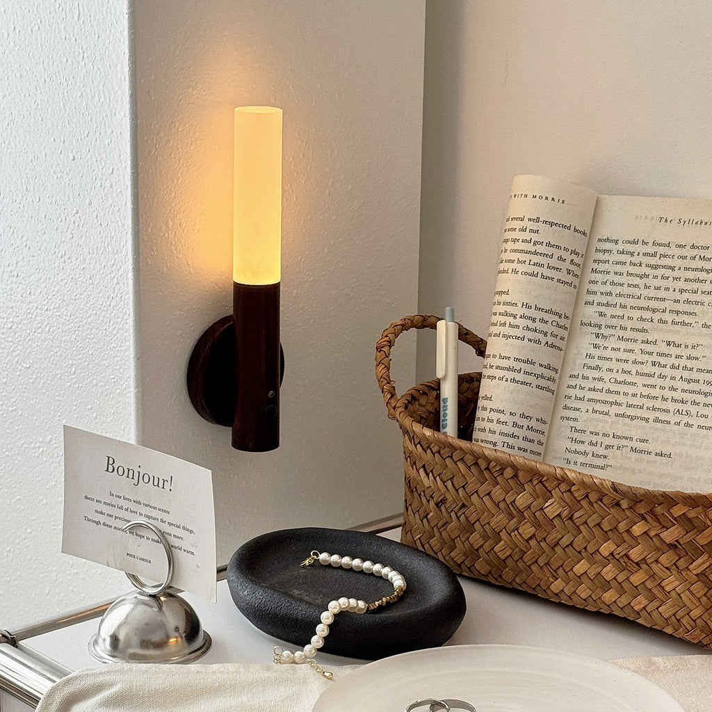 nomad-magnet-rechargeable-wall-lamp-anzaz--29