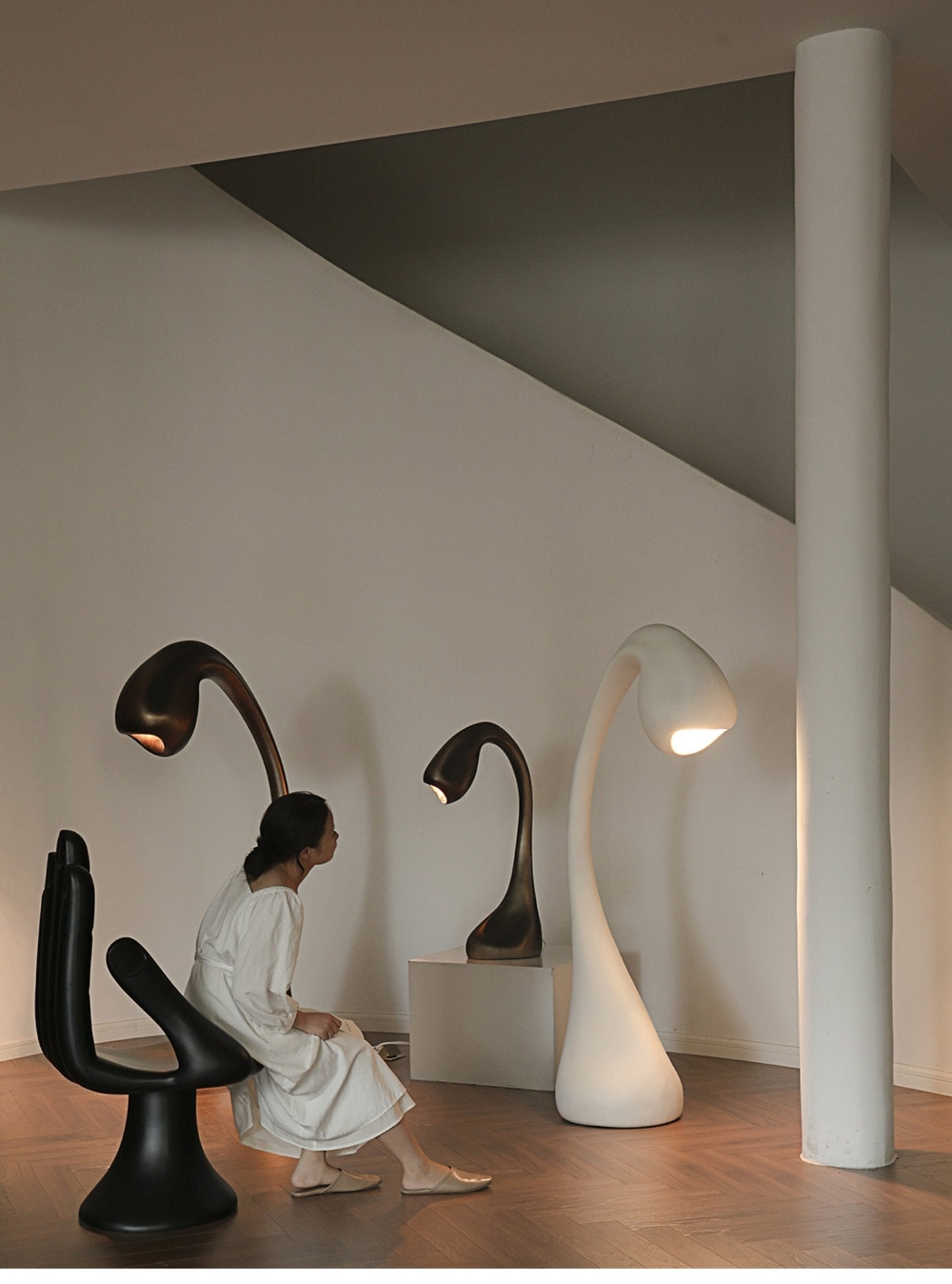noor-grande-sculptural-floor-lamp-anzaz--17