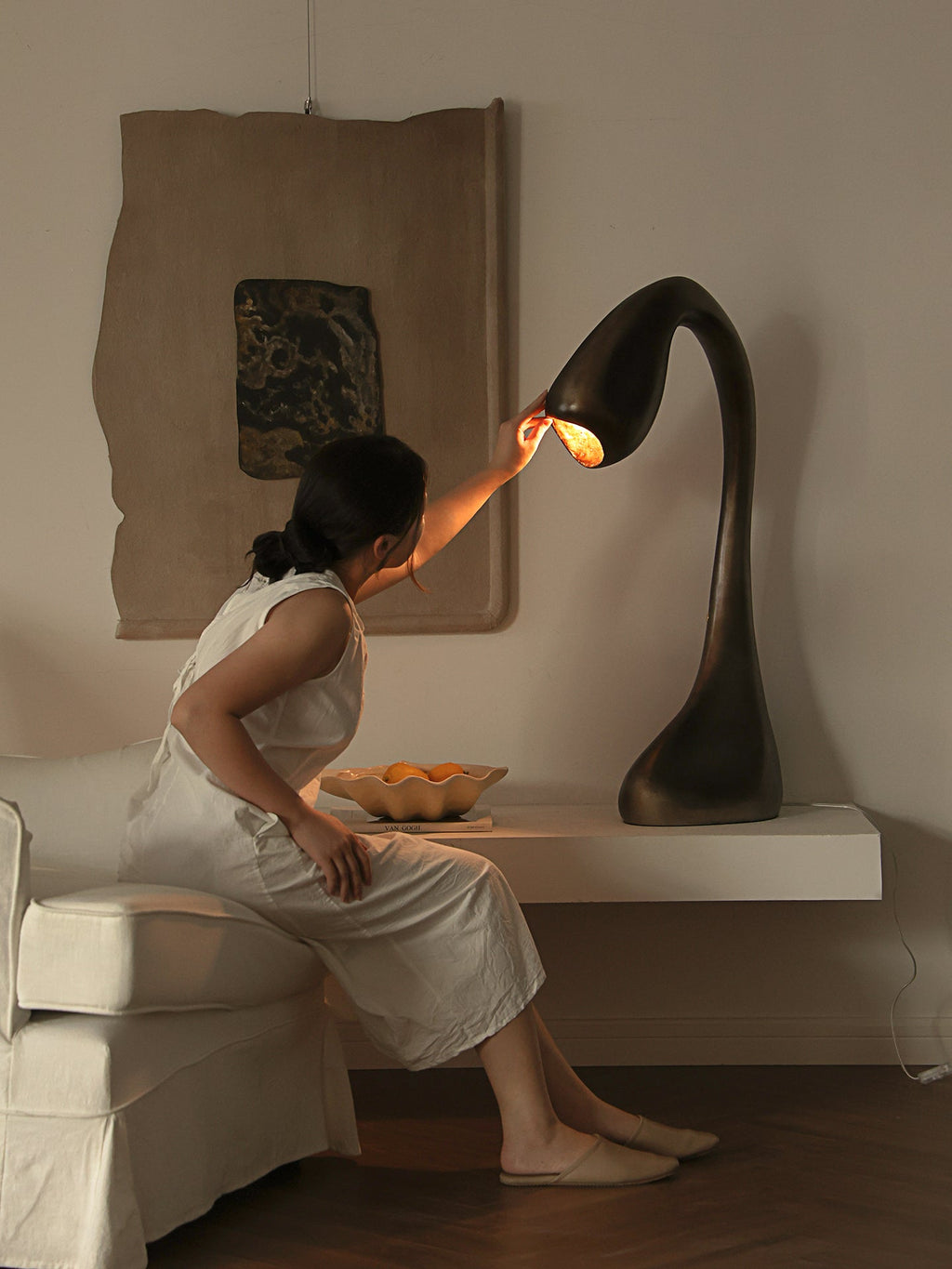 noor-sculptural-table-lamp-anzaz-Bronze-3