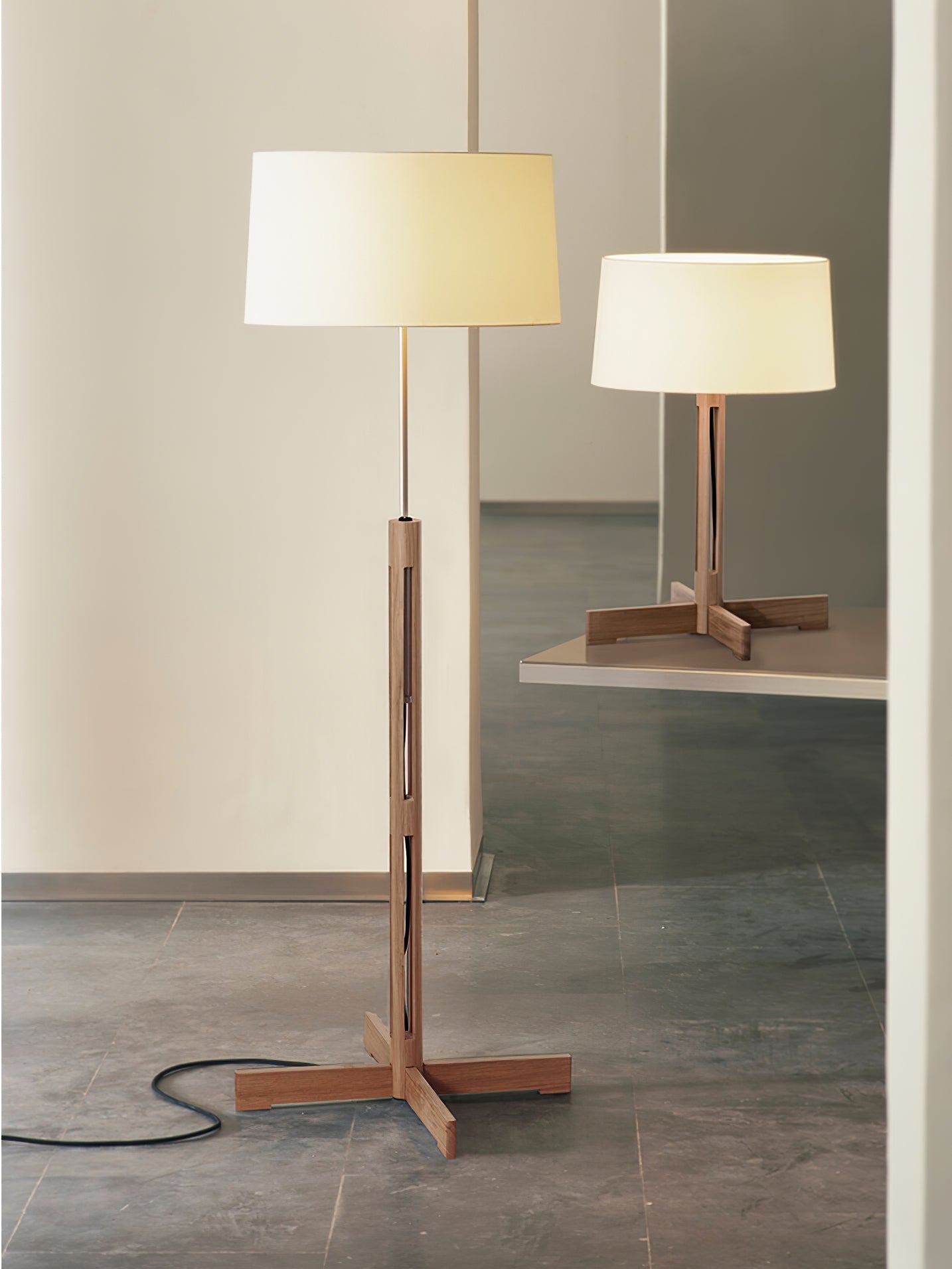 nordic-frame-floor-lamp-anzaz-Wood color-5
