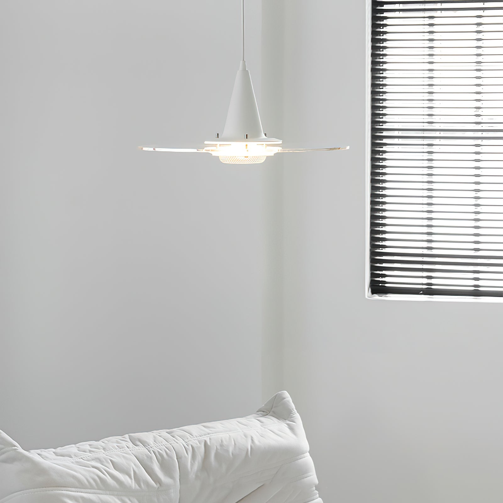 nova-disc-pendant-light-anzaz--9