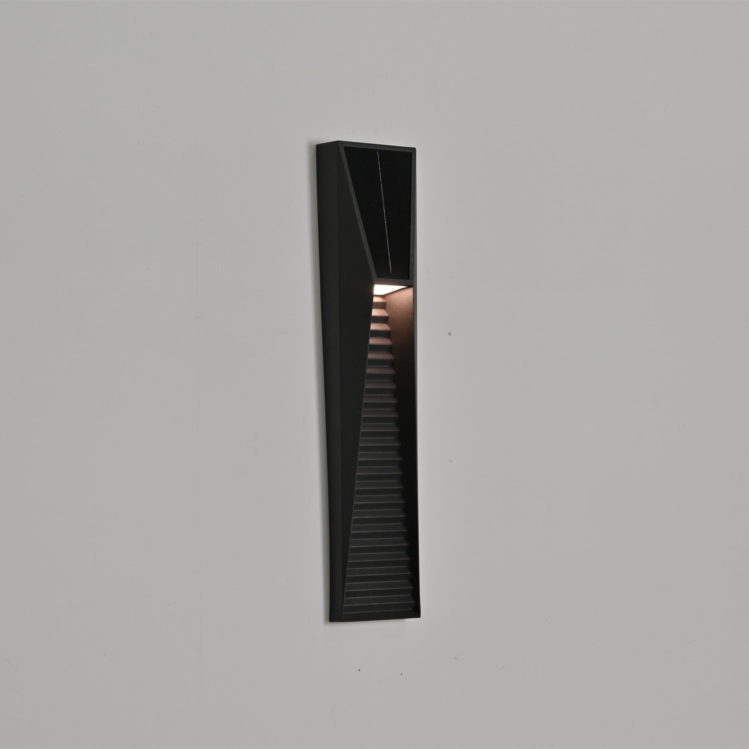 obsidian-path-solar-outdoor-wall-light-anzaz--8
