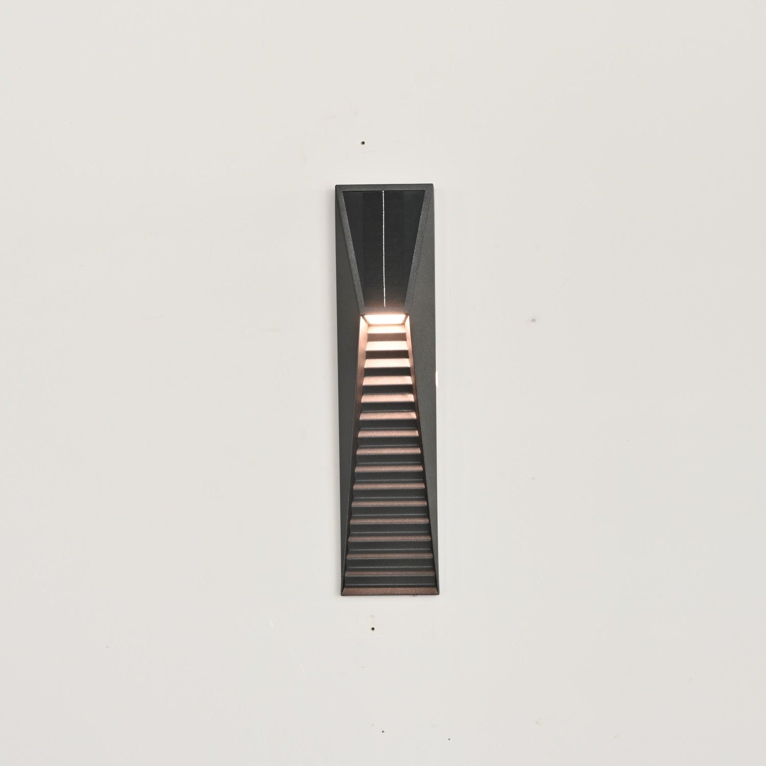 obsidian-path-solar-outdoor-wall-light-anzaz--14