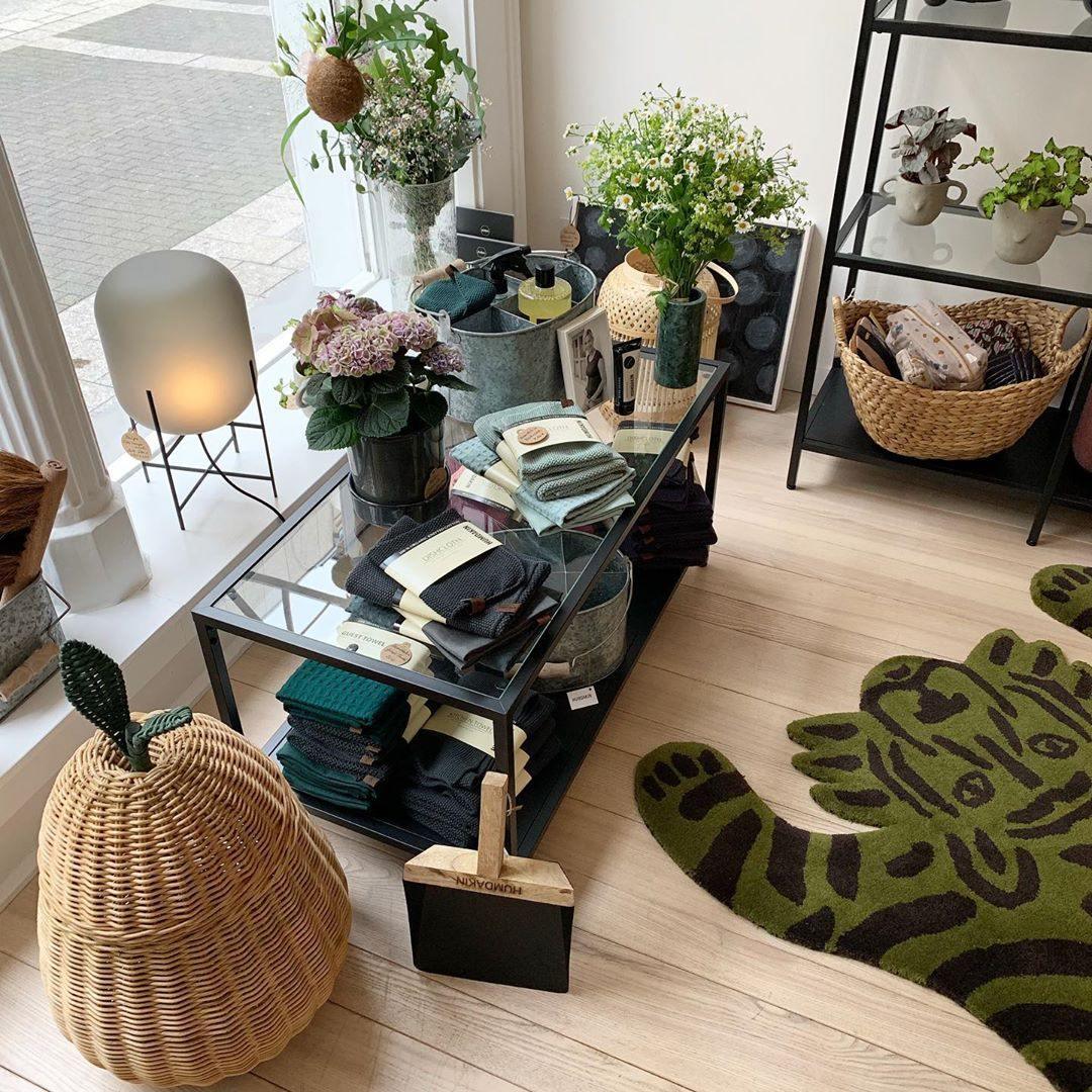 oda-table-lamp-anzaz--34