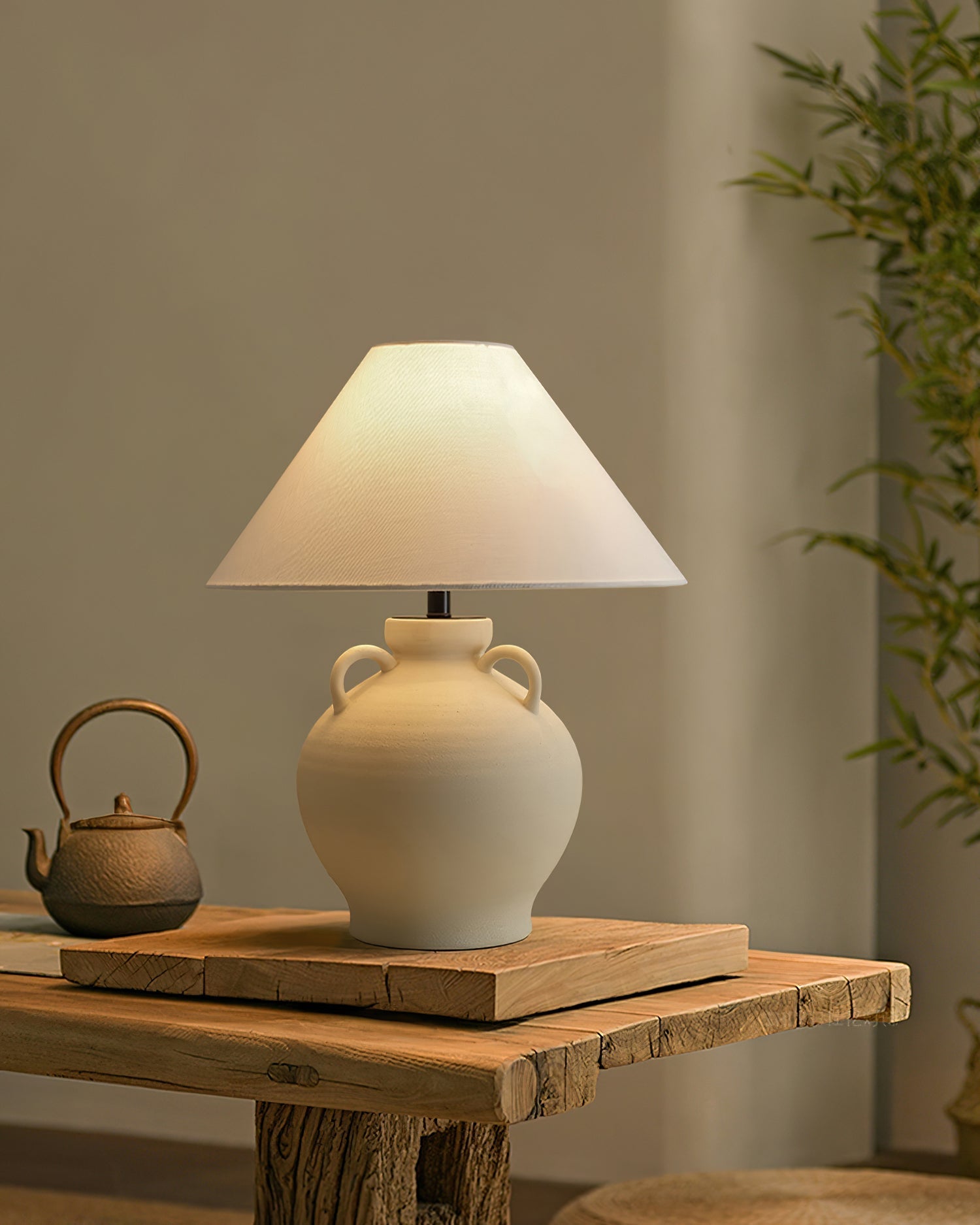 wine-pot-table-lamp-anzaz-Black ceramic & White-7
