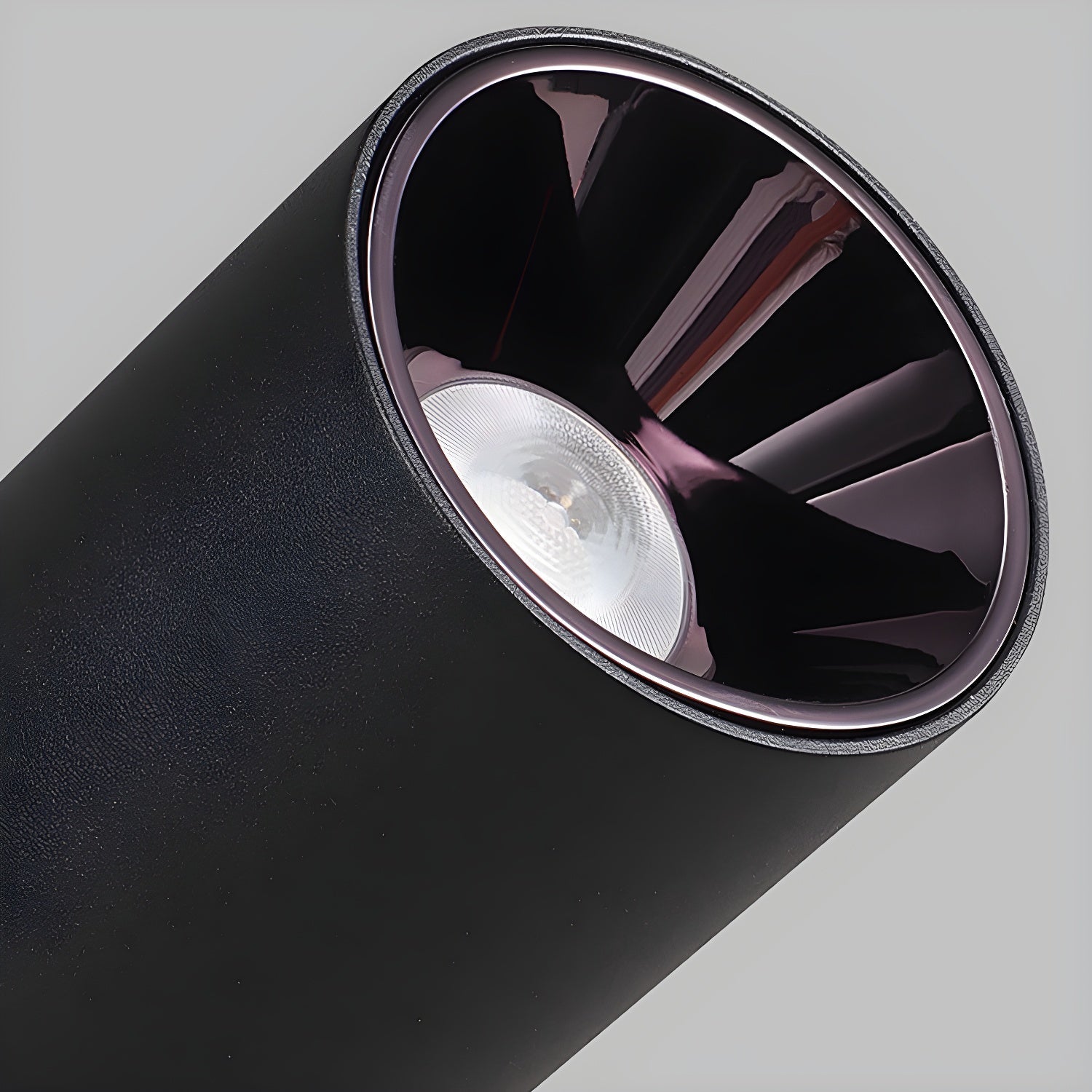 oliver-tube-surface-downlight-anzaz--8