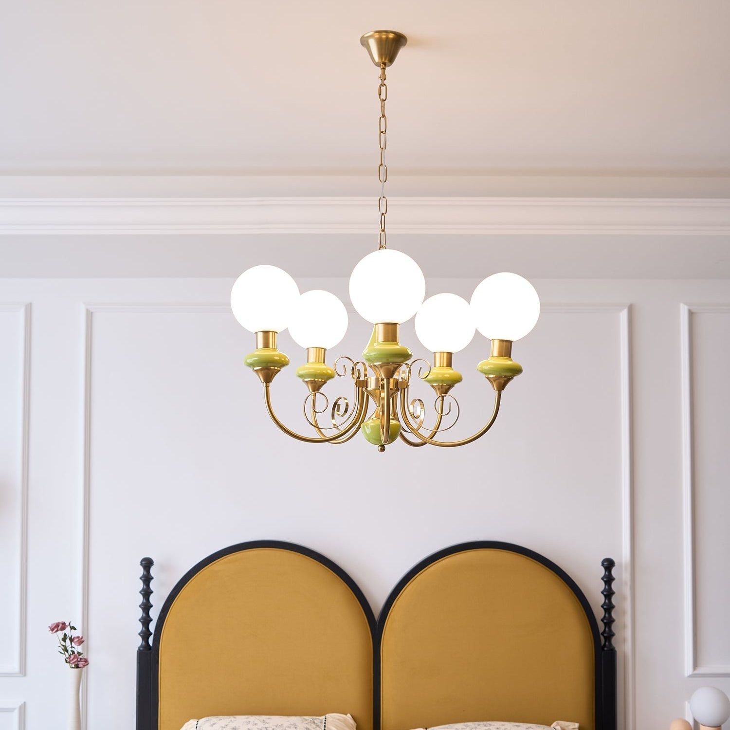 onyx-chandelier-anzaz-Gold & Bean Green-5
