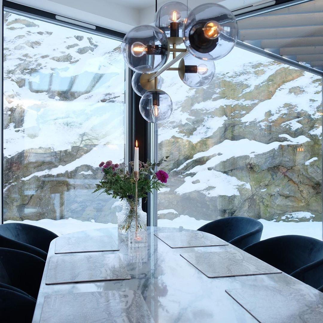 orb-lounge-chandelier-anzaz--12