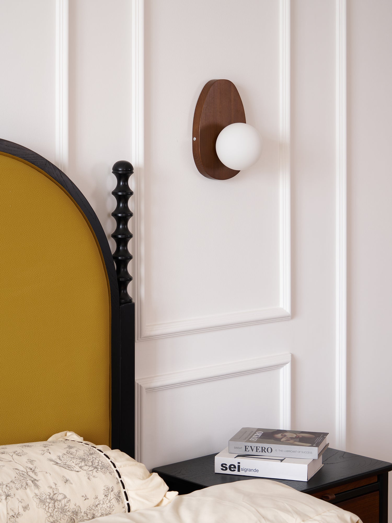 orba-walnut-wall-lamp-anzaz--20