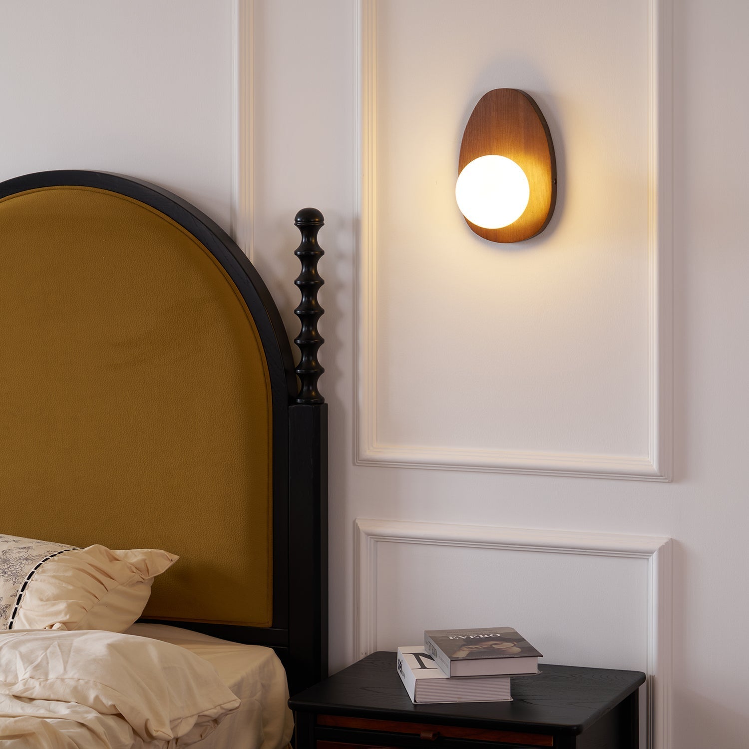orba-walnut-wall-lamp-anzaz--4