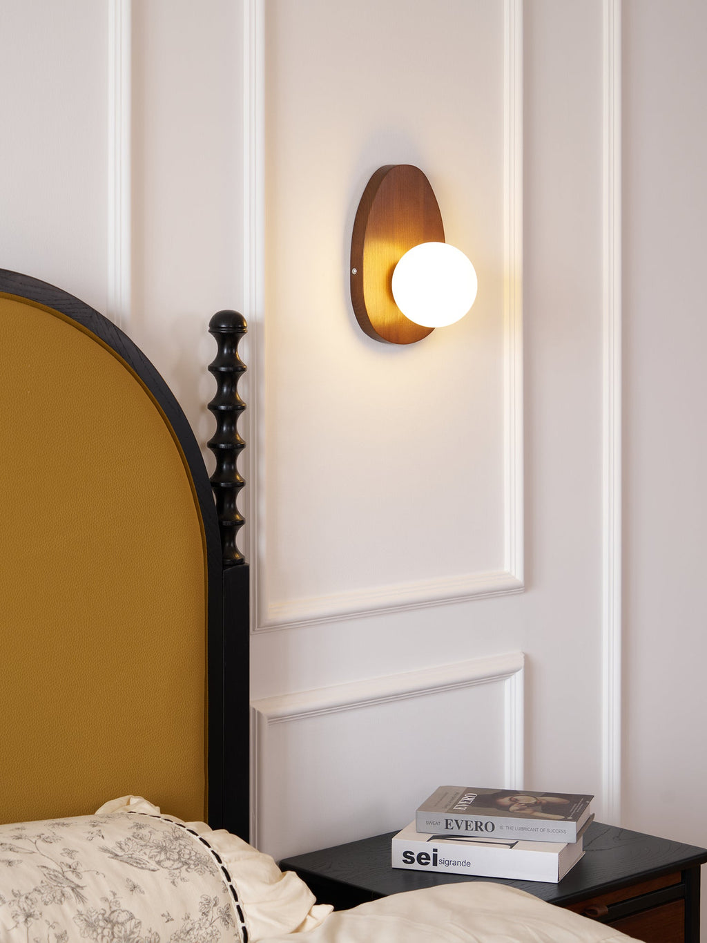 orba-walnut-plug-in-wall-lamp-anzaz--9