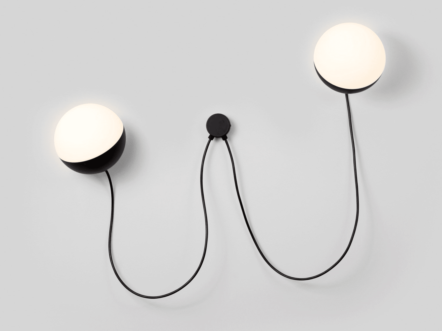 orbit-dual-globe-wall-lamp-anzaz--9