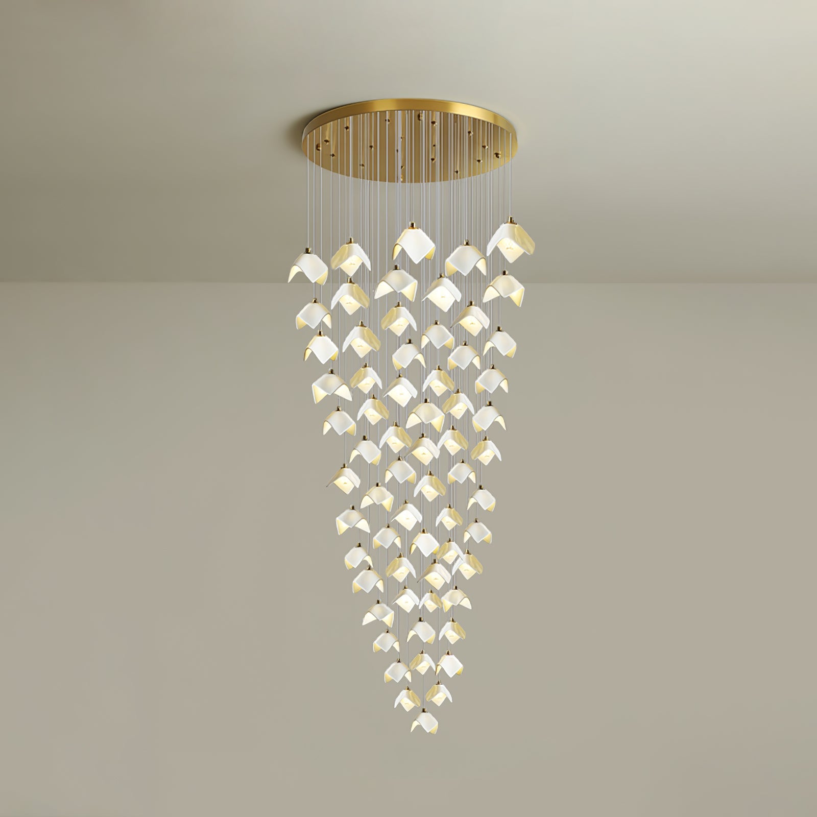 orlani-cascade-stairs-chandelier-anzaz--31