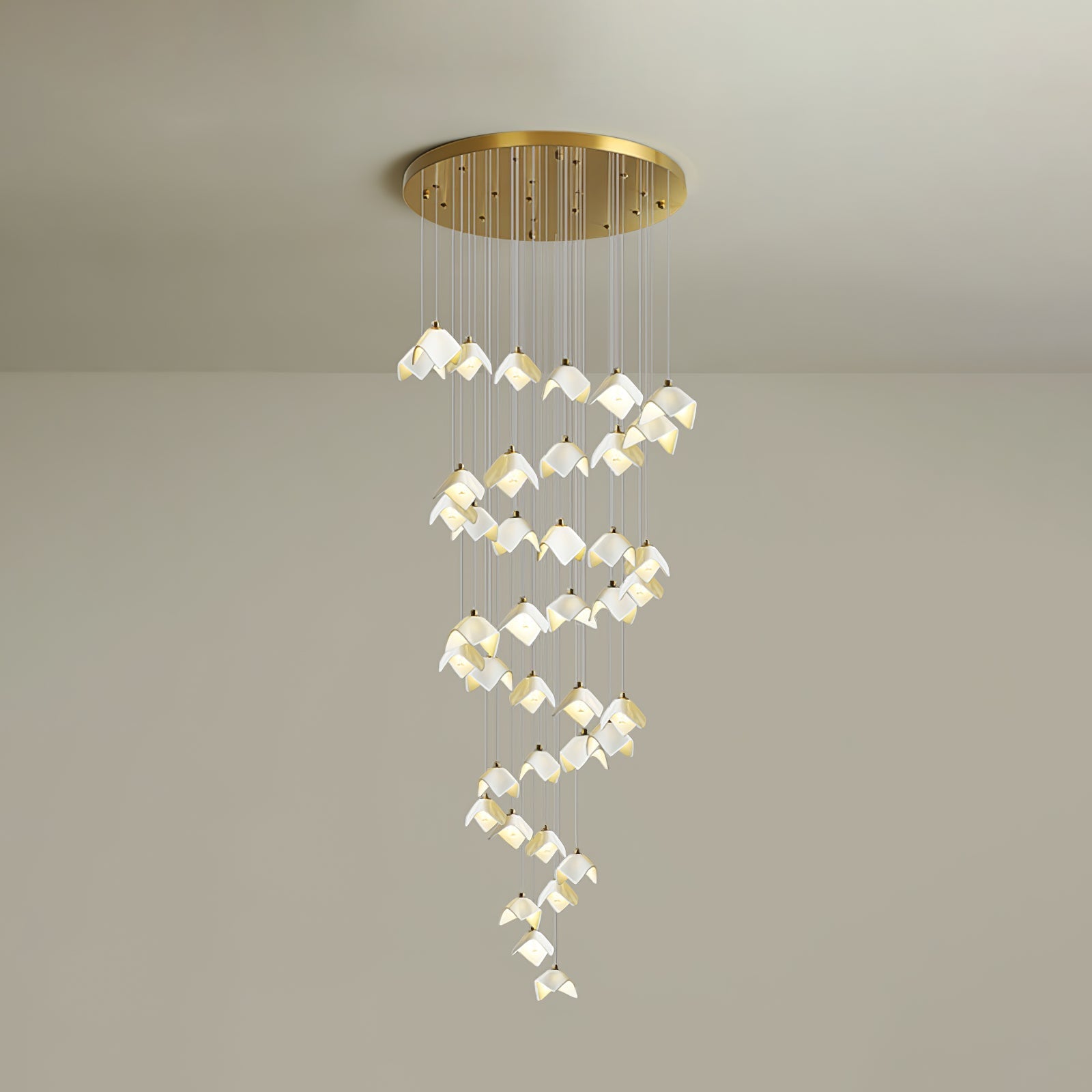 orlani-cascade-stairs-chandelier-anzaz--32