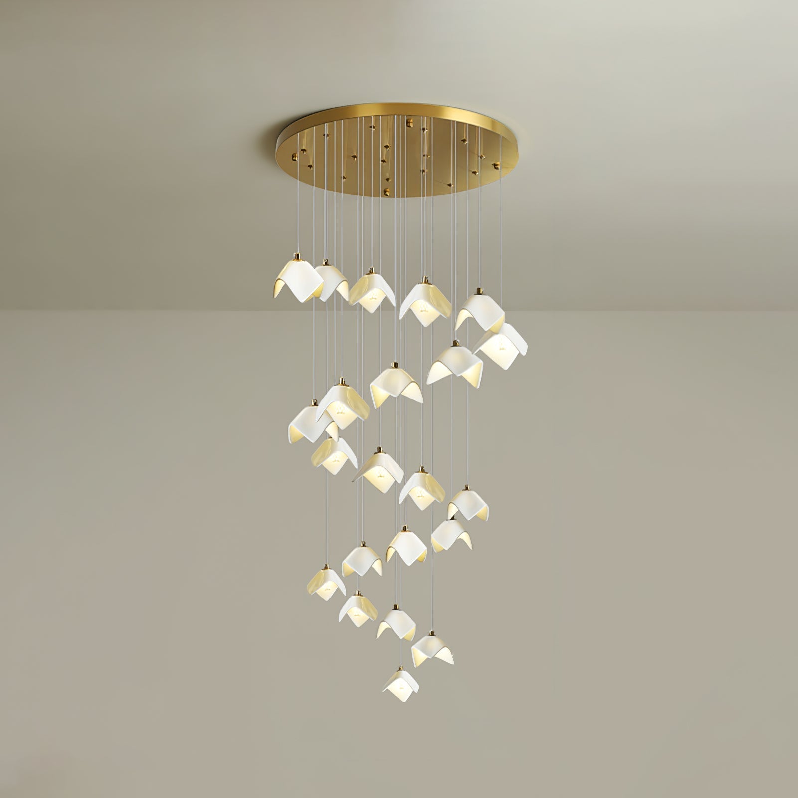 orlani-cascade-stairs-chandelier-anzaz--36