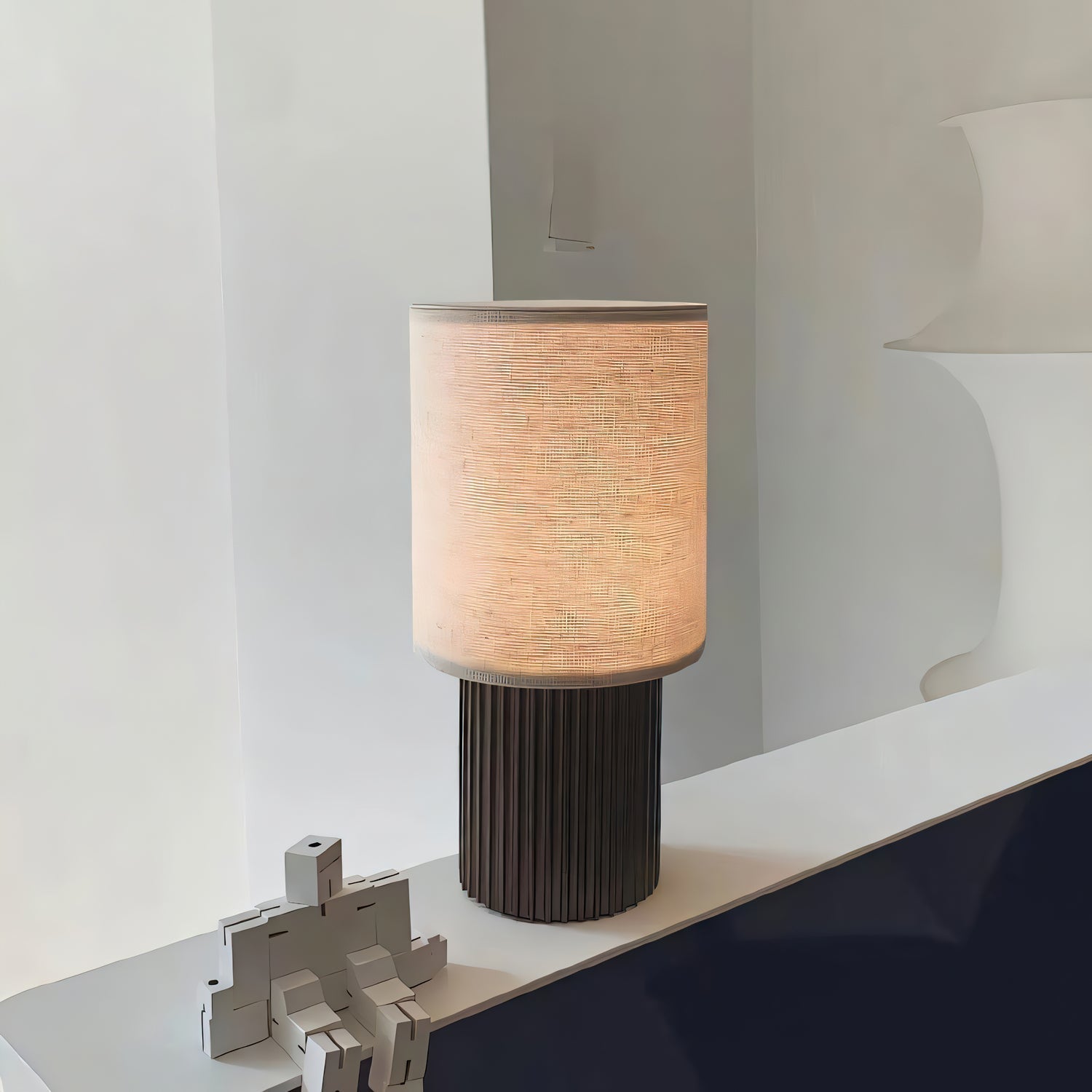 orlo-ribbed-table-lamp-anzaz--10