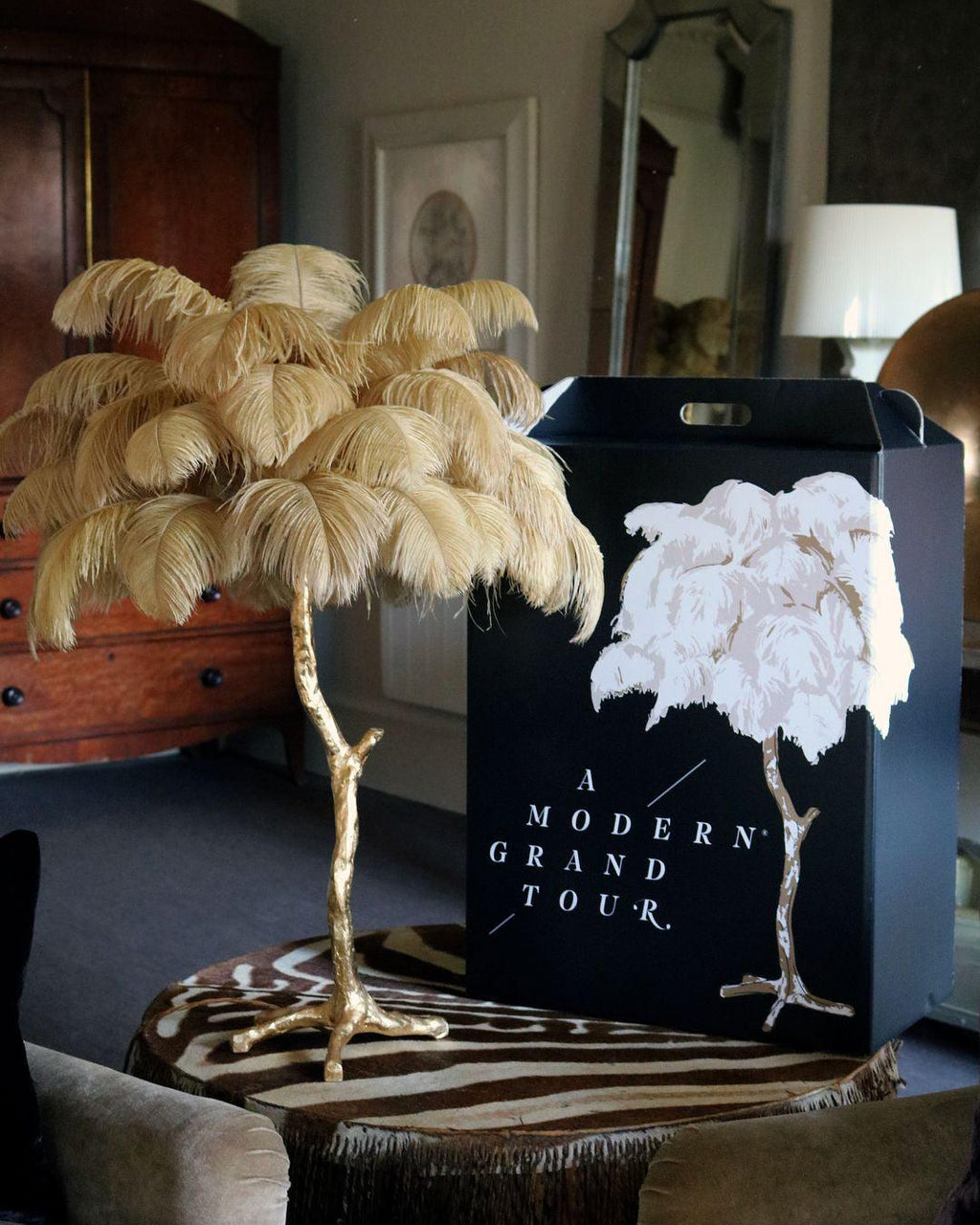 ostrich-feather-table-lamp-anzaz-Candy floss-25