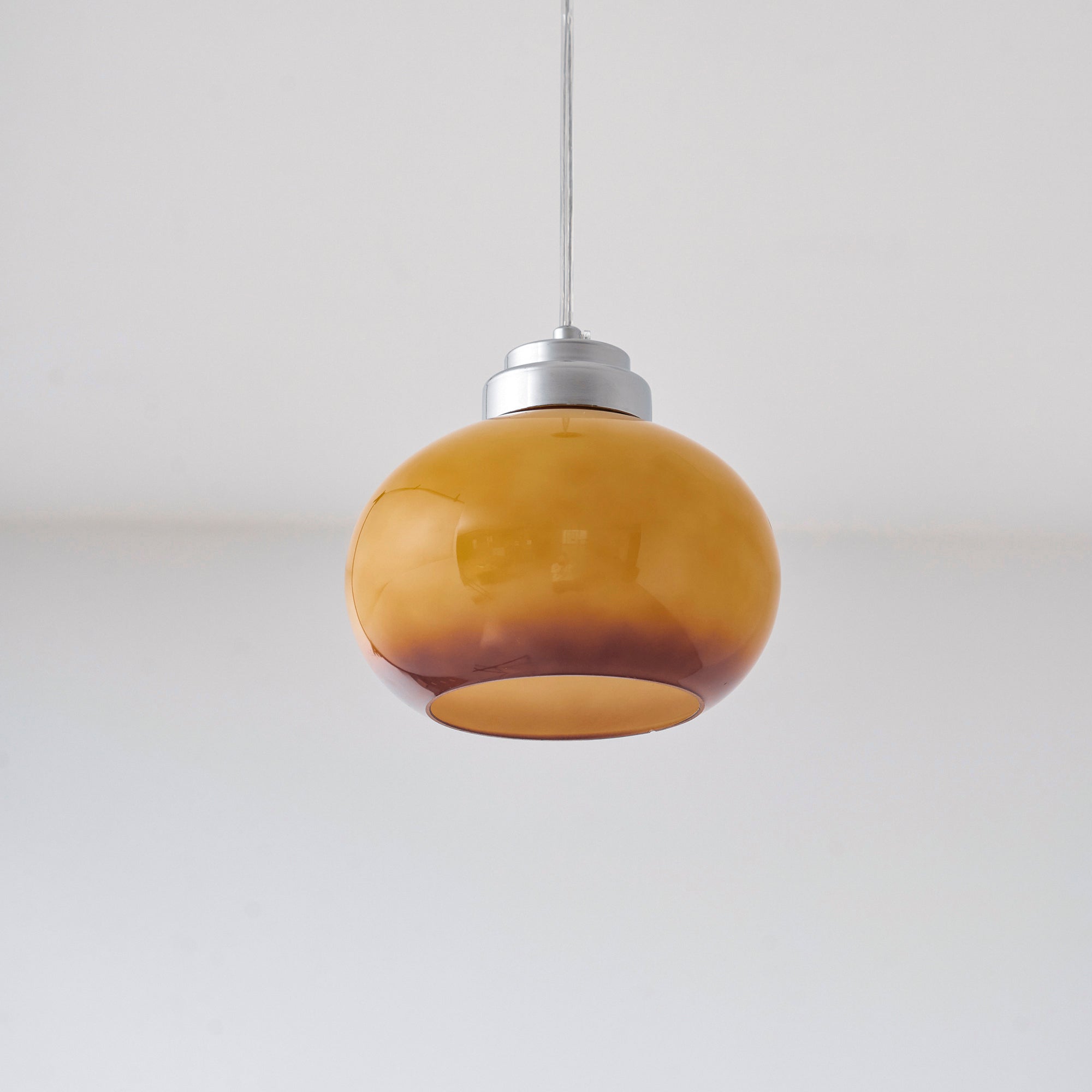 oval-persimmon-pendant-light-anzaz--44