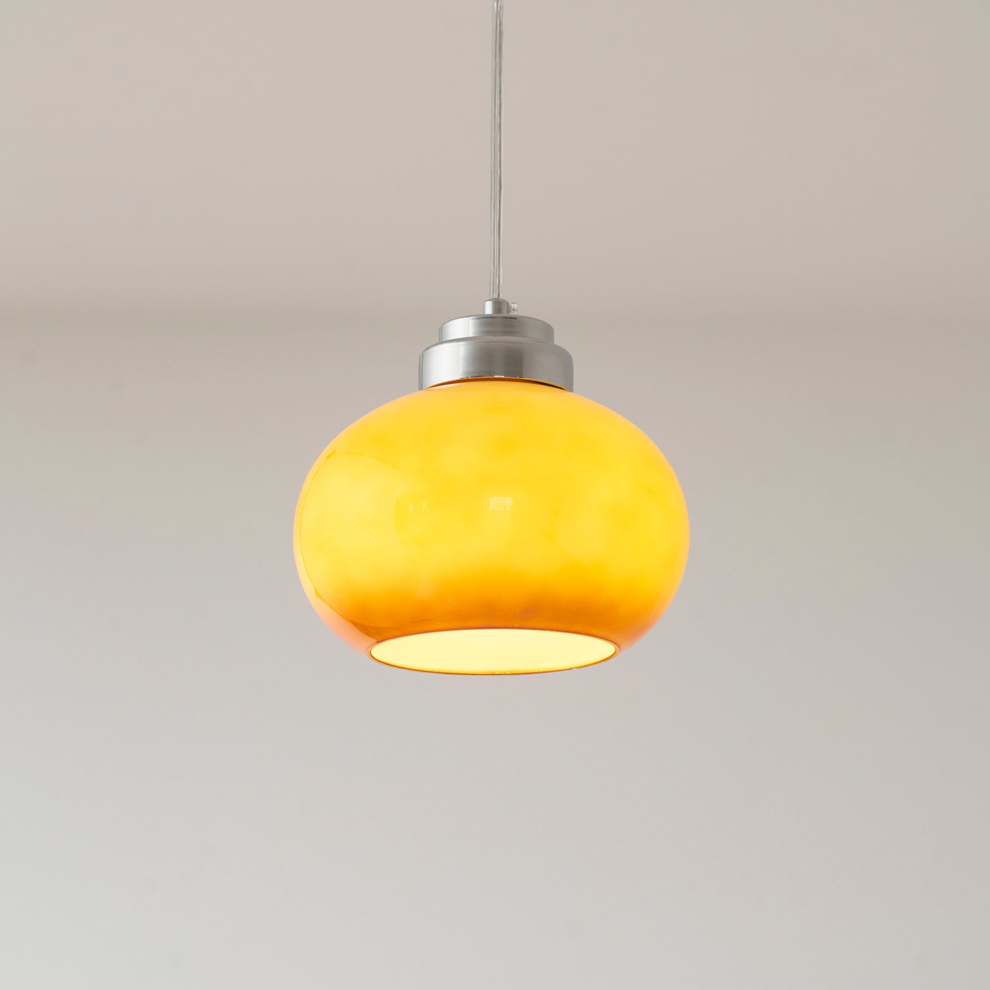 oval-persimmon-pendant-light-anzaz--47