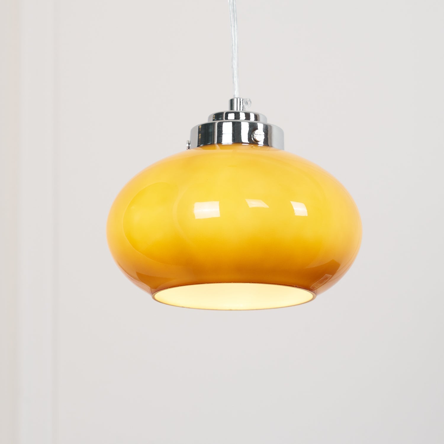 oval-persimmon-pendant-light-anzaz--5