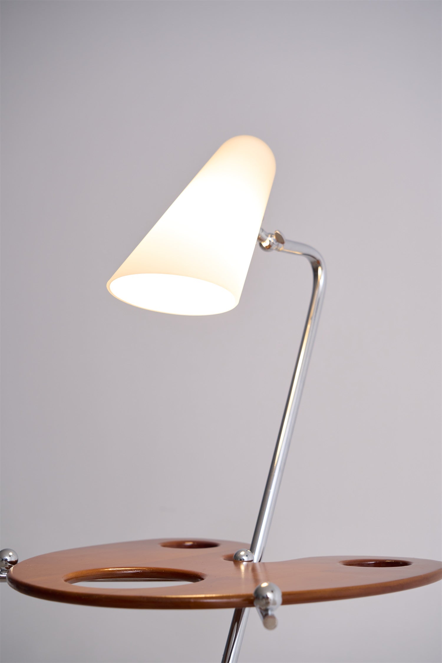 palette-floor-lamp-anzaz--16
