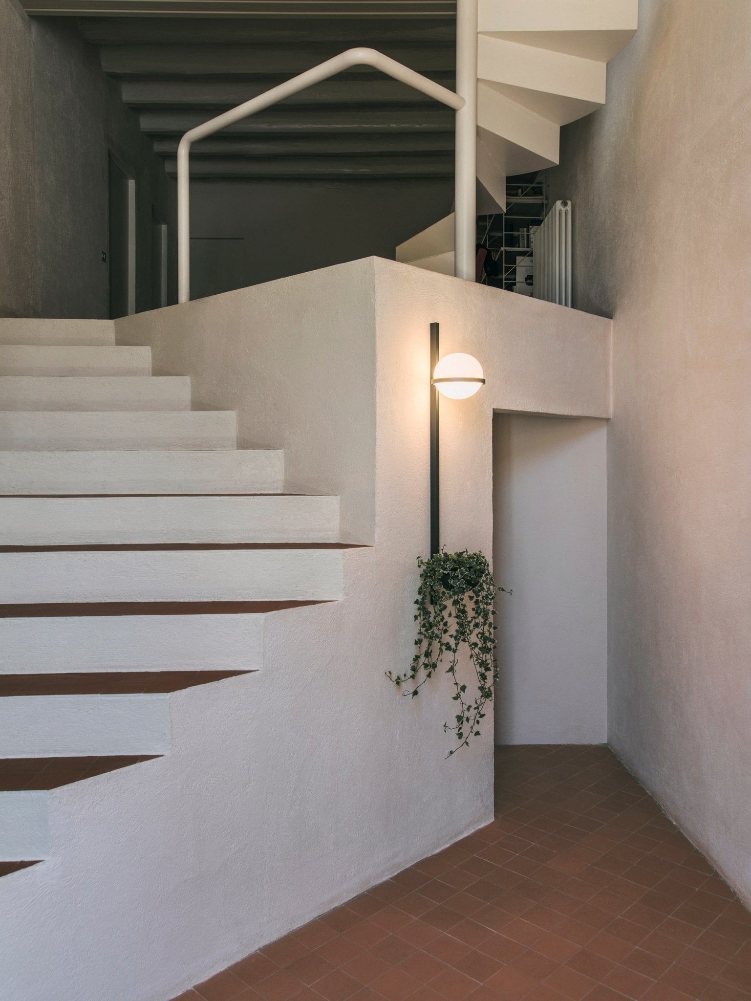 solstice-orb-wall-light-anzaz--10