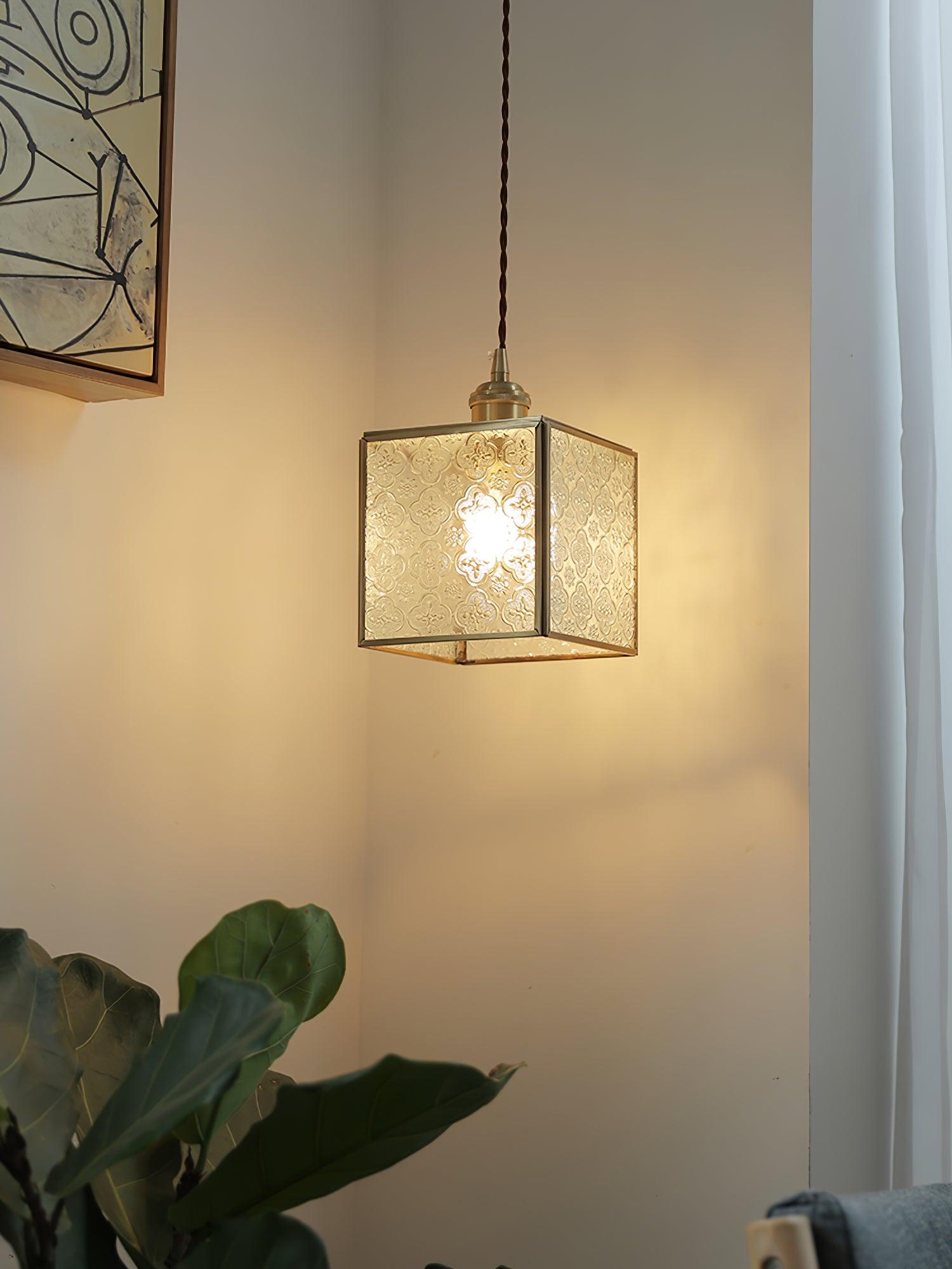 patterned_glass_pendant_lamp_1-anzaz--7