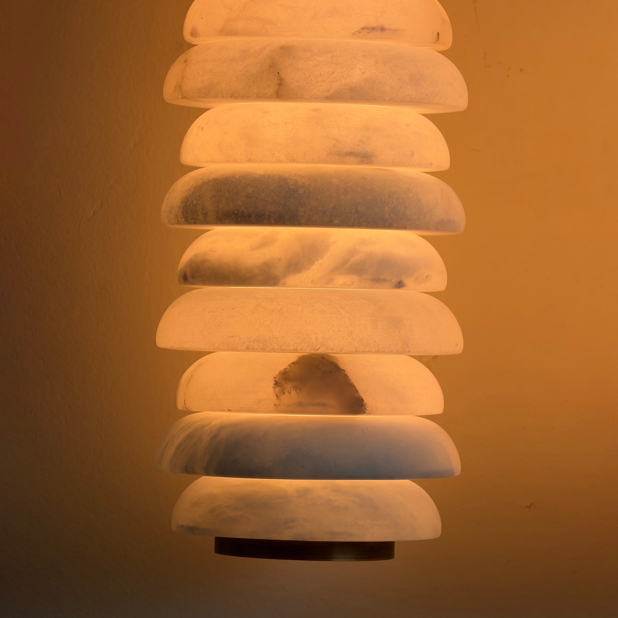 calla-ribbed-sconce-anzaz--30