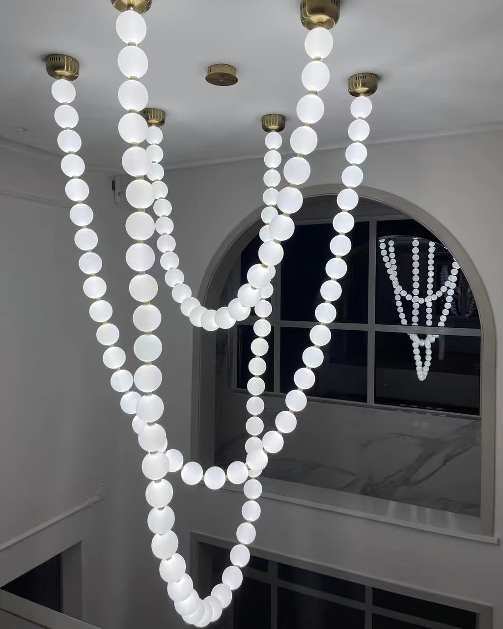 pearl-necklace-balls-chandelier-anzaz-Gold & White-56