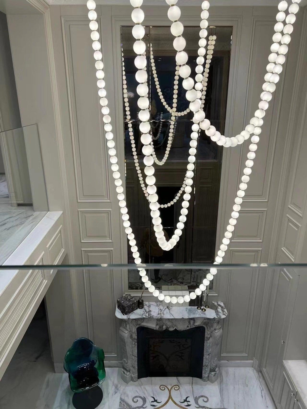 pearl-necklace-balls-chandelier-anzaz--76
